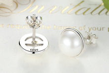 Load image into Gallery viewer, ELEGANT BEAUTY WHITE PEARL ANESIDORA EARRINGS