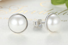 Load image into Gallery viewer, ELEGANT BEAUTY WHITE PEARL ANESIDORA EARRINGS
